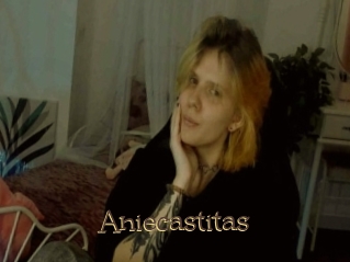 Aniecastitas