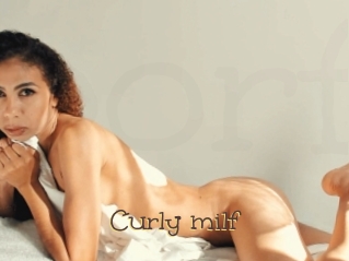 Curly_milf