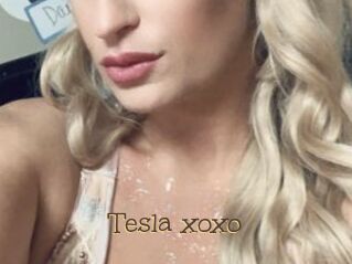 Tesla_xoxo