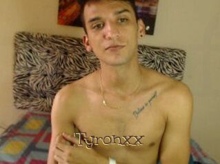 Tyronxx